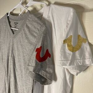 True Religion Set of 2 Men’s Vneck Short Sleeve Shirts Bundle of T-shirts Size M